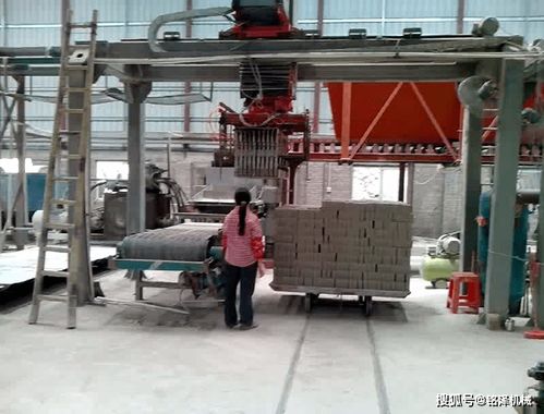 水泥磚機的原材料的適用性及設備的用途